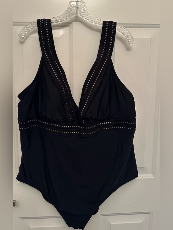 Freshwater Other - Freshwater Black & Metallic Gold One-Piece Swimsuit 3X (24W-26W)